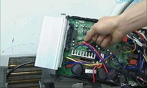 怀仁美的空调电话是多少